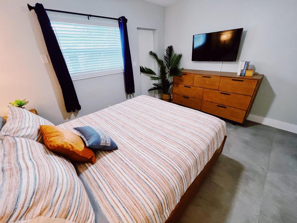 Holiday Park Apartments By Lowkl Fort Lauderdale Bagian luar foto