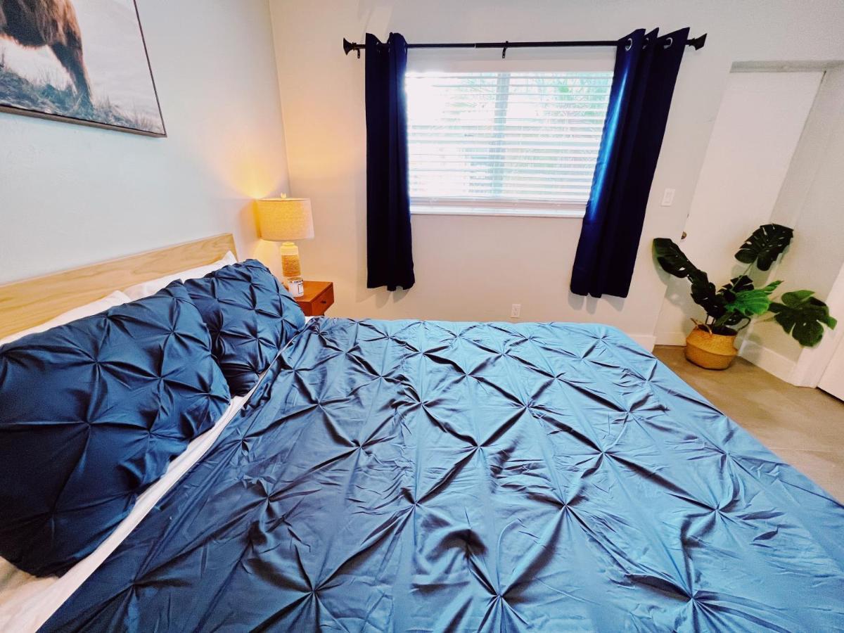 Holiday Park Apartments By Lowkl Fort Lauderdale Bagian luar foto
