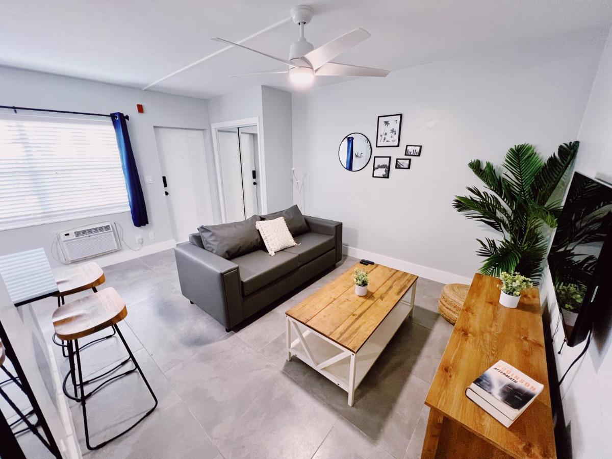 Holiday Park Apartments By Lowkl Fort Lauderdale Bagian luar foto