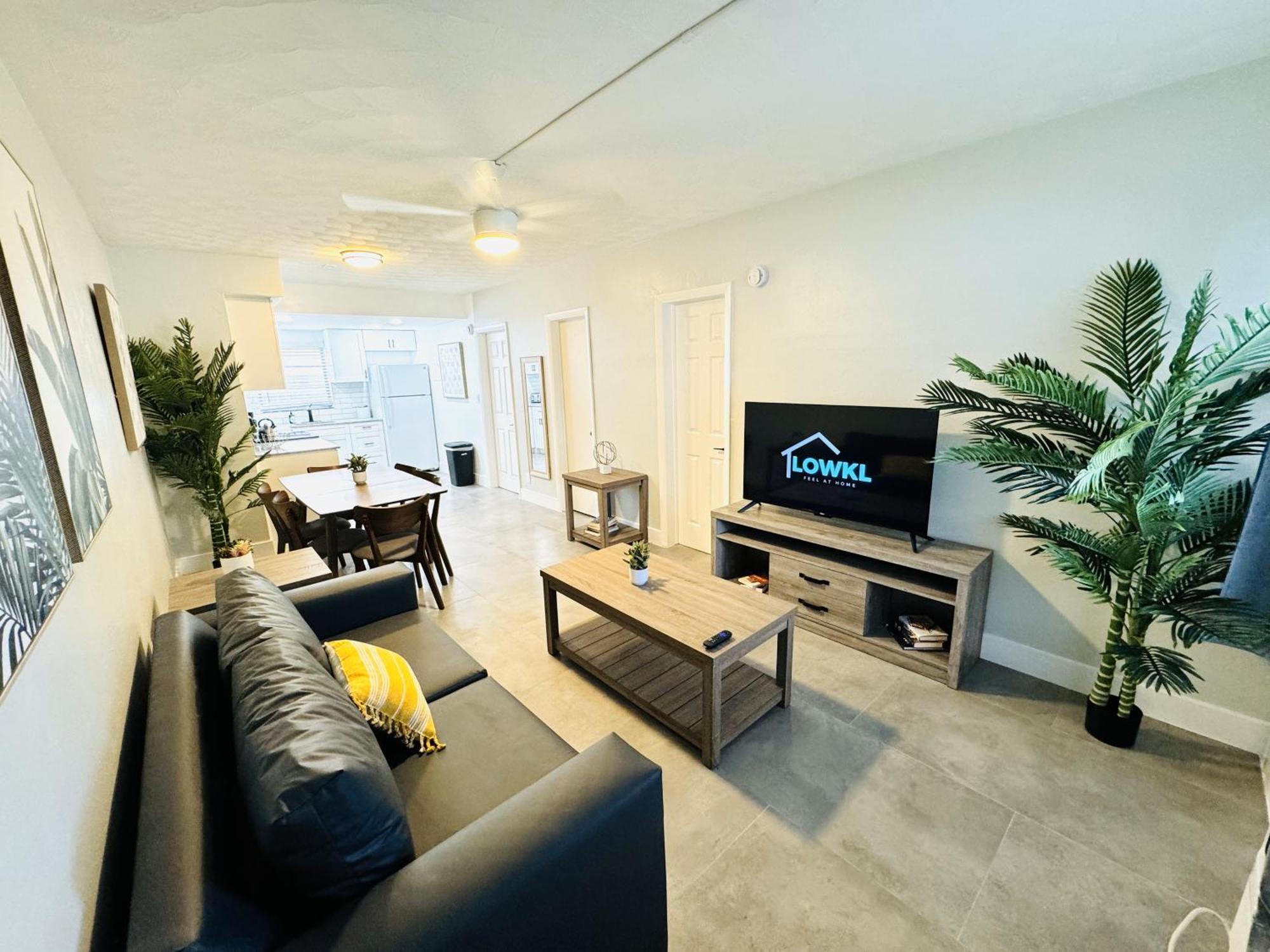 Holiday Park Apartments By Lowkl Fort Lauderdale Bagian luar foto