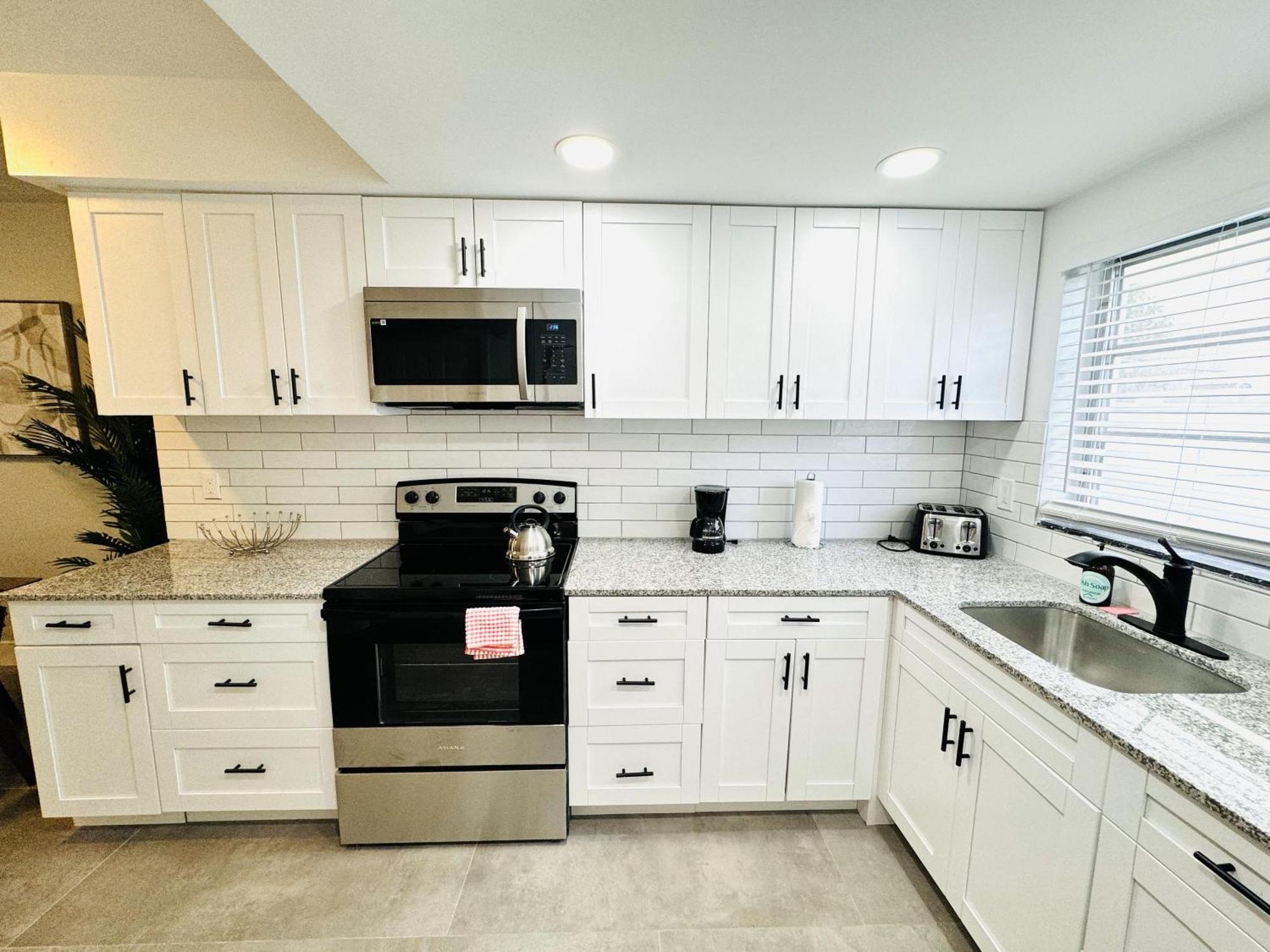 Holiday Park Apartments By Lowkl Fort Lauderdale Bagian luar foto