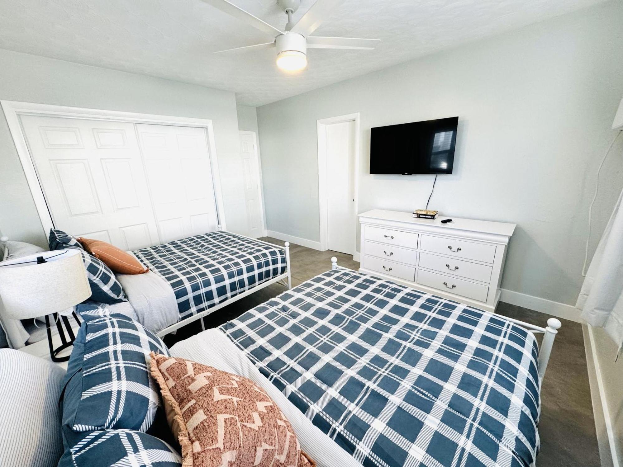 Holiday Park Apartments By Lowkl Fort Lauderdale Bagian luar foto