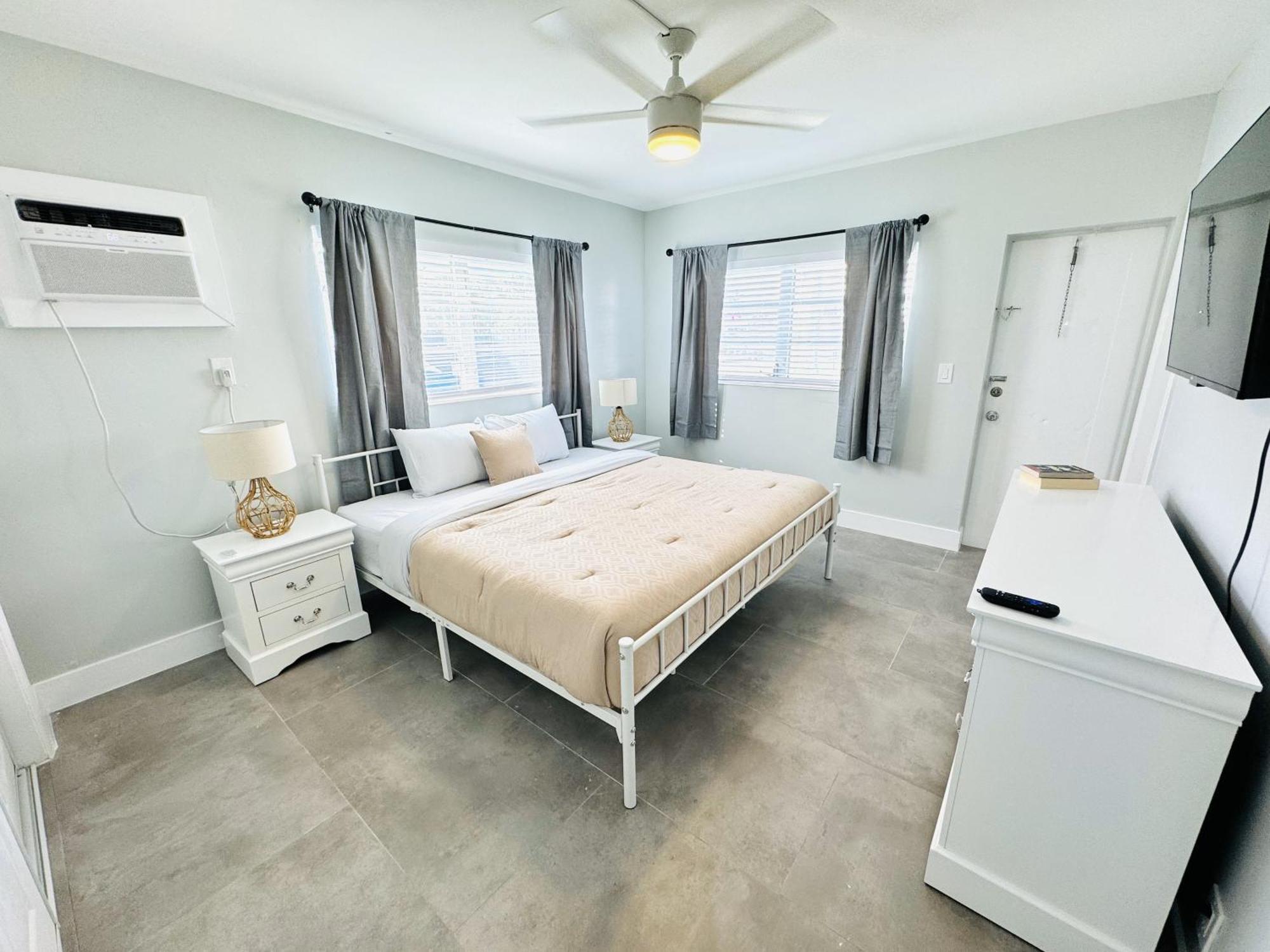 Holiday Park Apartments By Lowkl Fort Lauderdale Bagian luar foto