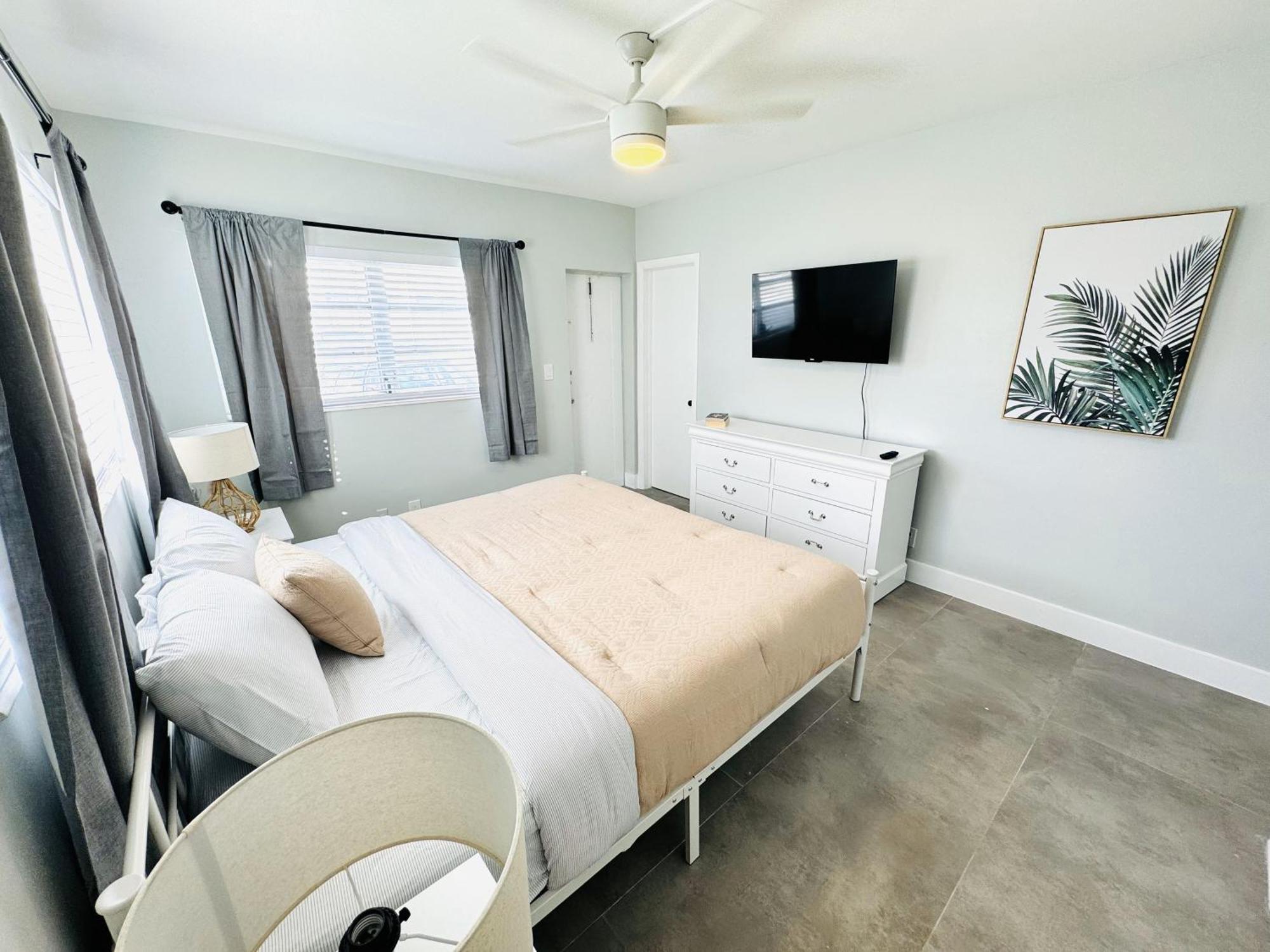 Holiday Park Apartments By Lowkl Fort Lauderdale Bagian luar foto