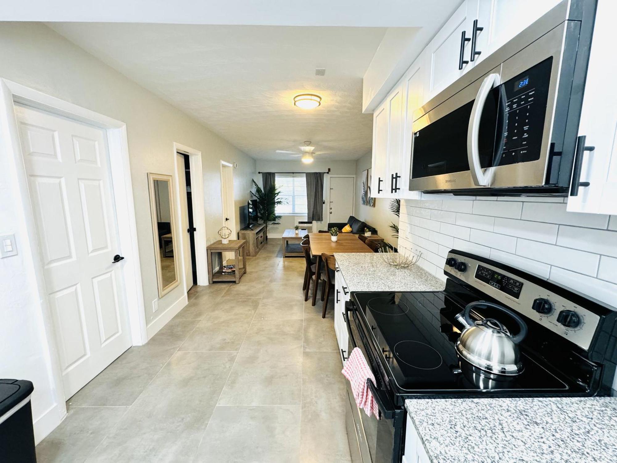 Holiday Park Apartments By Lowkl Fort Lauderdale Bagian luar foto