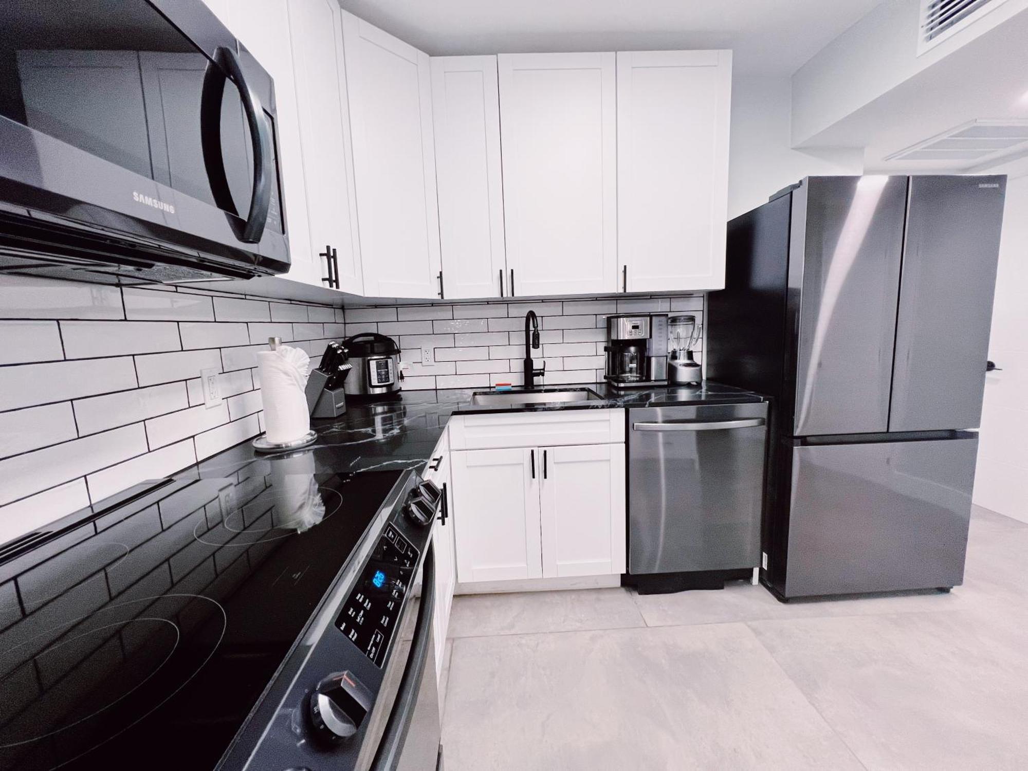 Holiday Park Apartments By Lowkl Fort Lauderdale Bagian luar foto